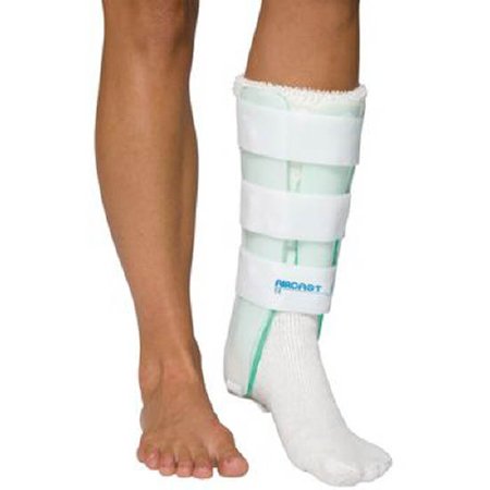 Leg Splint Aircast® One Size Fits Most Hook and Loop Closure 15-1/2 Inch Length Left Leg